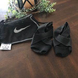 Nike Pilate/yoga/barre shoes